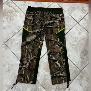 Under Armour Mens’s Cold Gear Camo Pants
